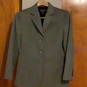 Brooks Brothers 100% wool, gray jacket size 8